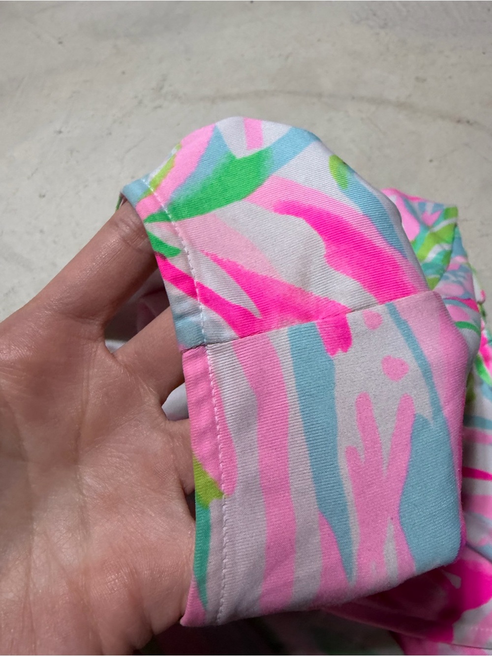 Lilly pulitzer Bowen Bright Tropical Halter Top Pink Green Floral Print large - Picture 7 of 10